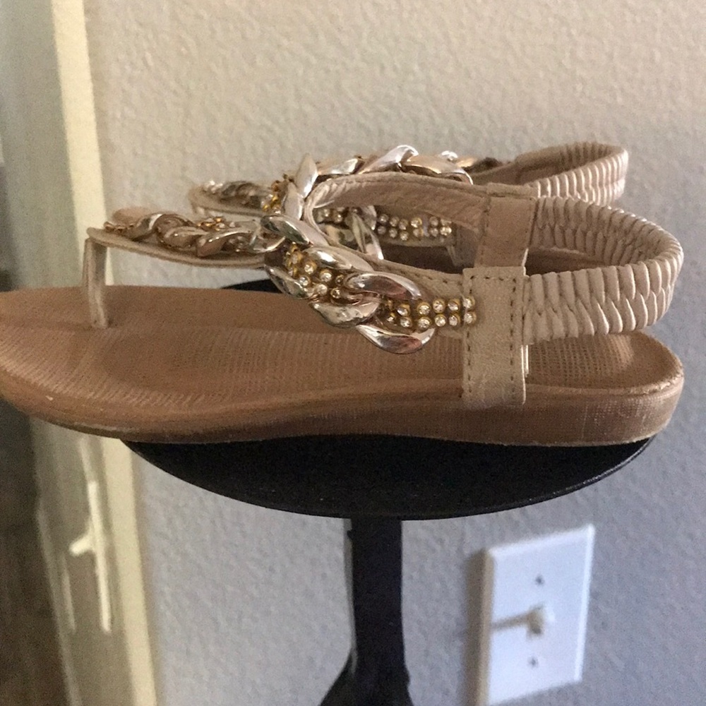 💥3 for $15 Little Girl Sandals - Picture 2 of 3
